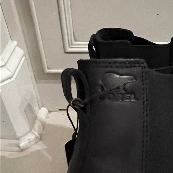 Sorel waterproof ankle boots - Picture 3 of 6